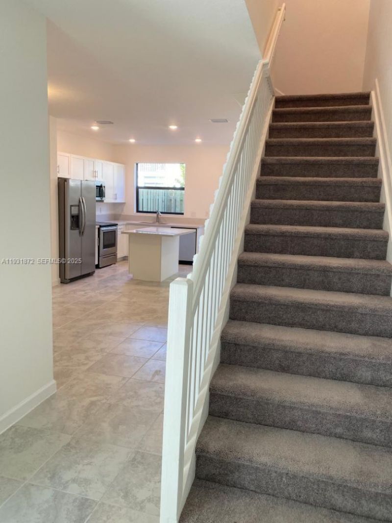 21065 NE 8th Ave, Miami, FL 33179 Photo