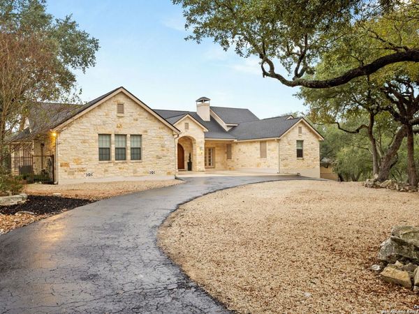 372 Shady Hollow, New Braunfels, TX 78132