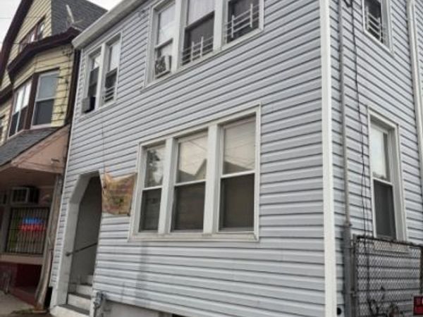 495 21St Ave, Paterson, NJ 07513