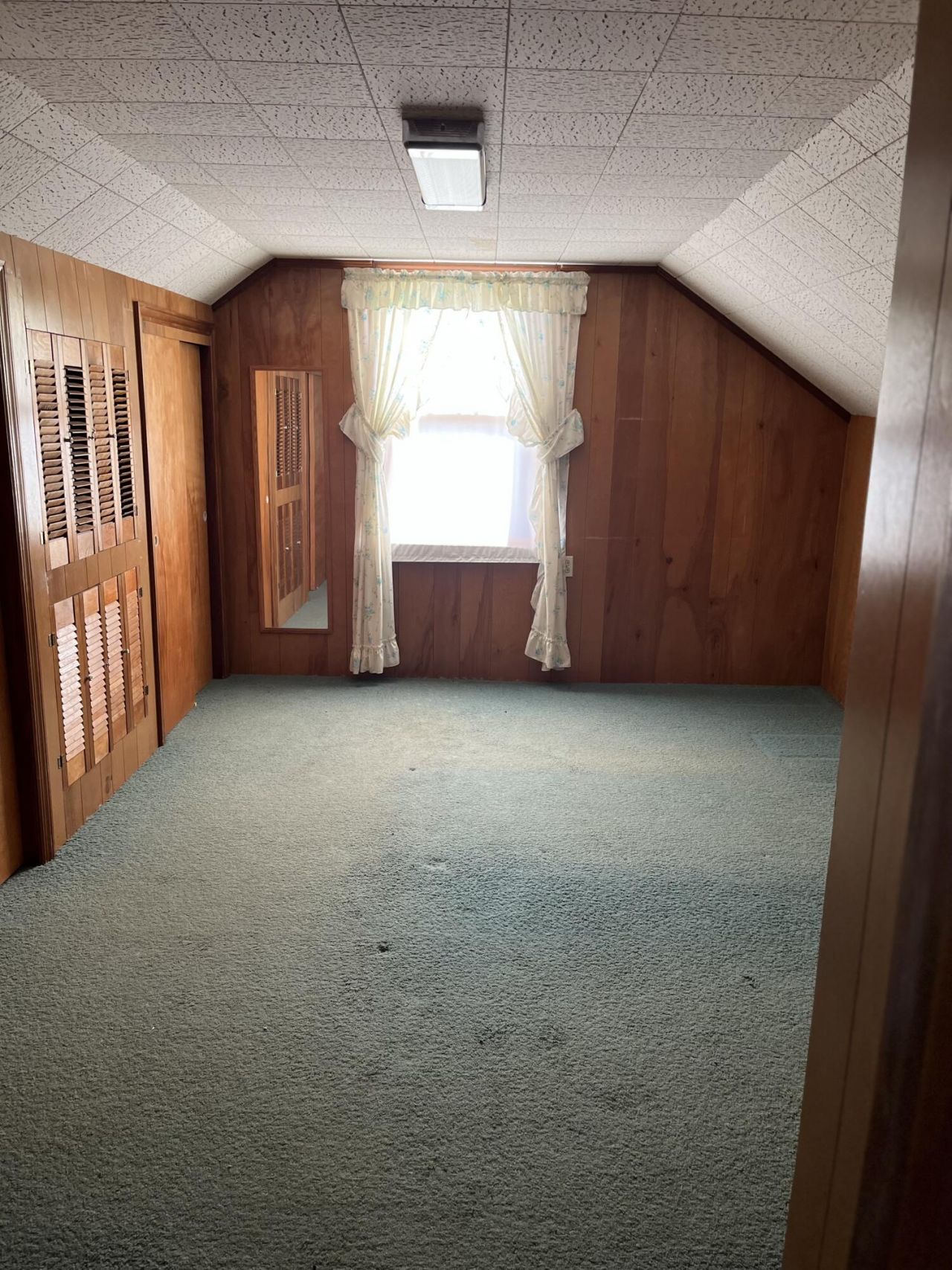 2565 Saint Matthews Road Photo 28