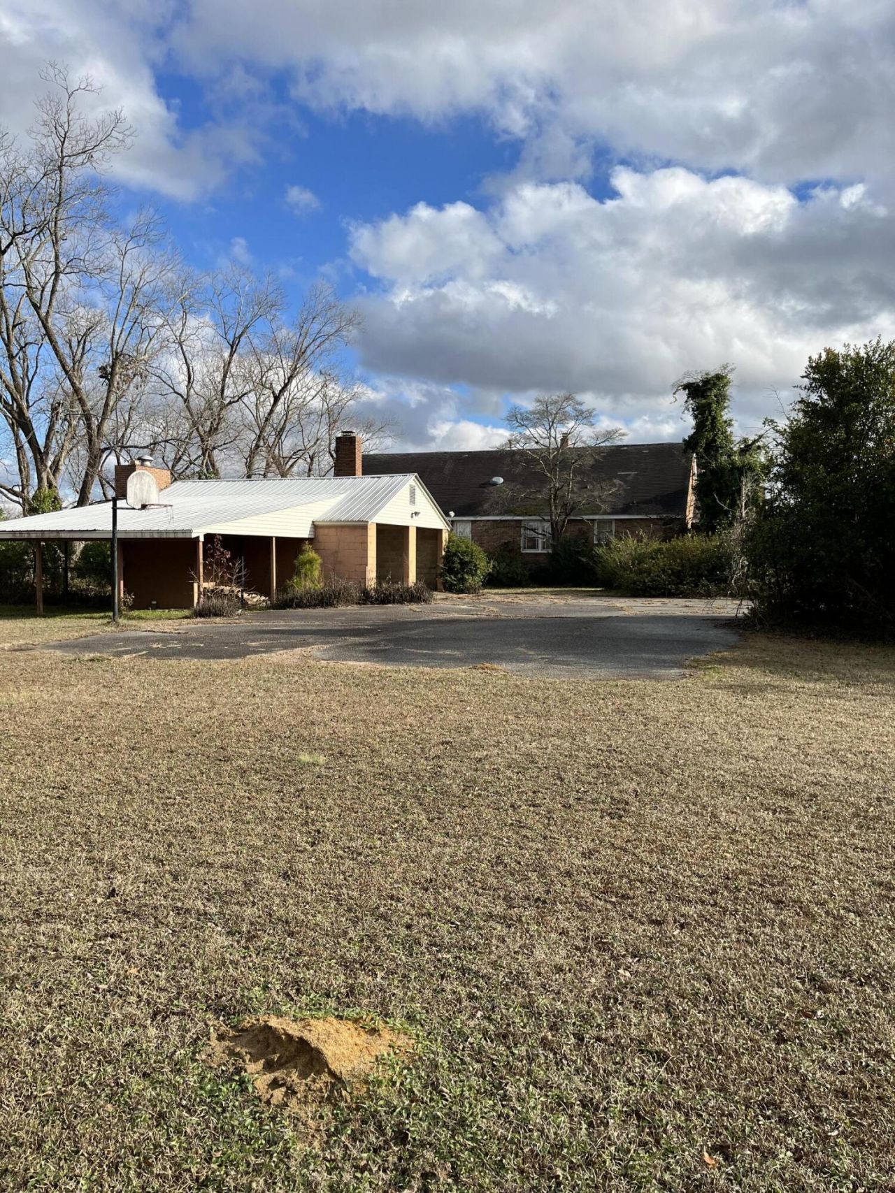 2565 Saint Matthews Road Photo 44