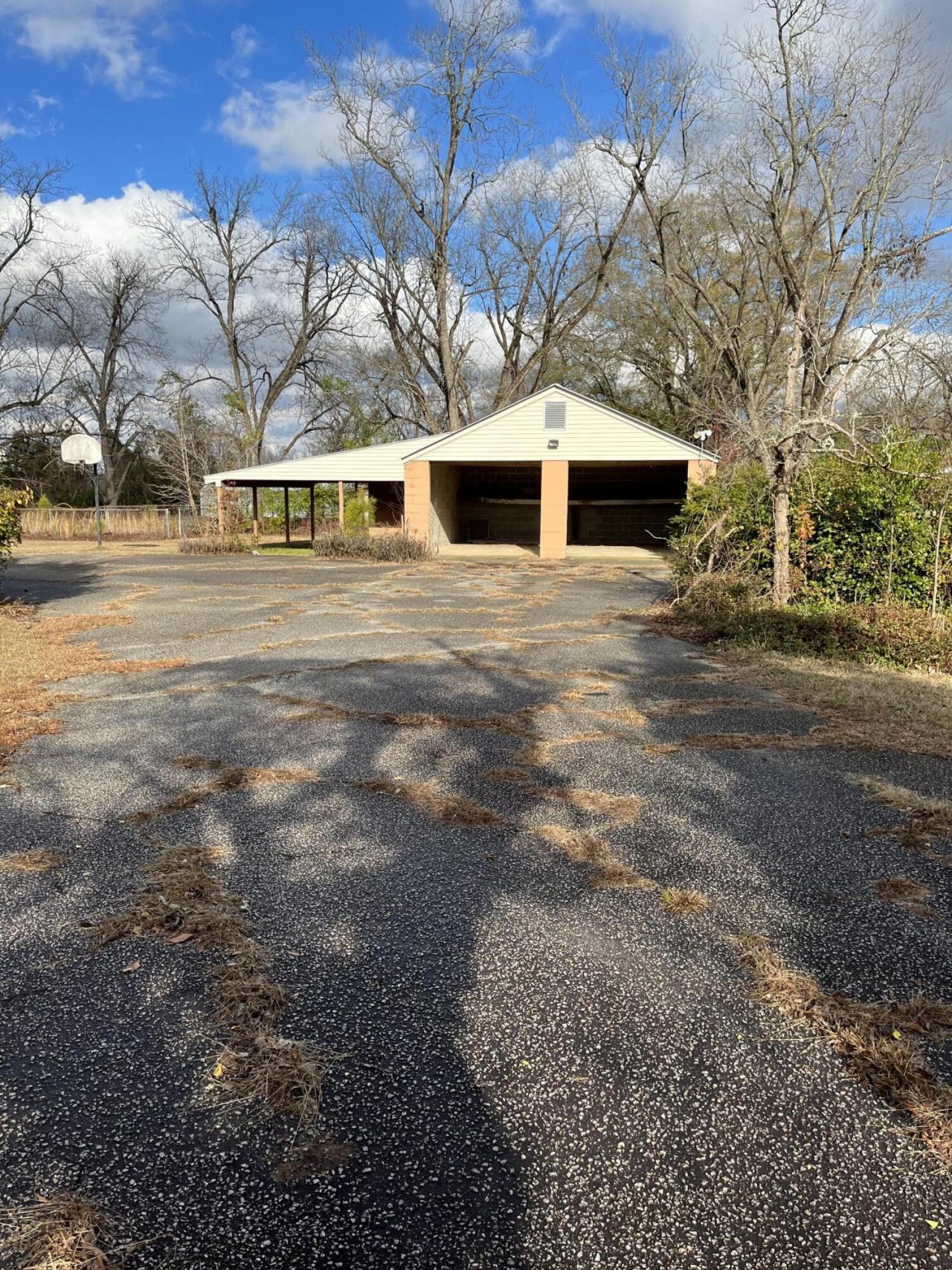 2565 Saint Matthews Road Photo 46