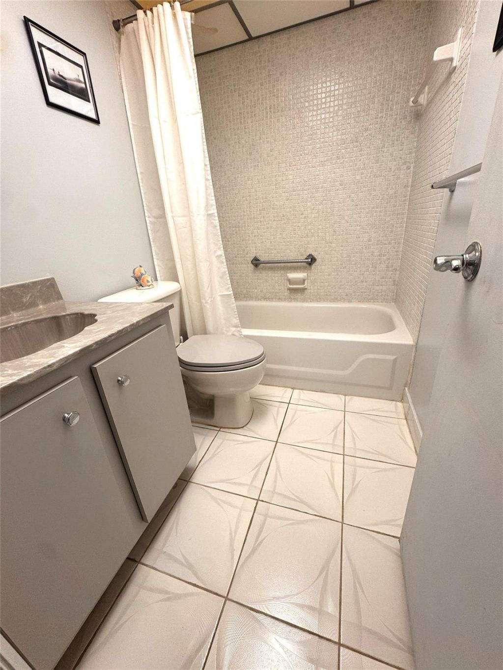 7950 W Mcnab Road, Unit 203, Tamarac, FL 33321 Photo