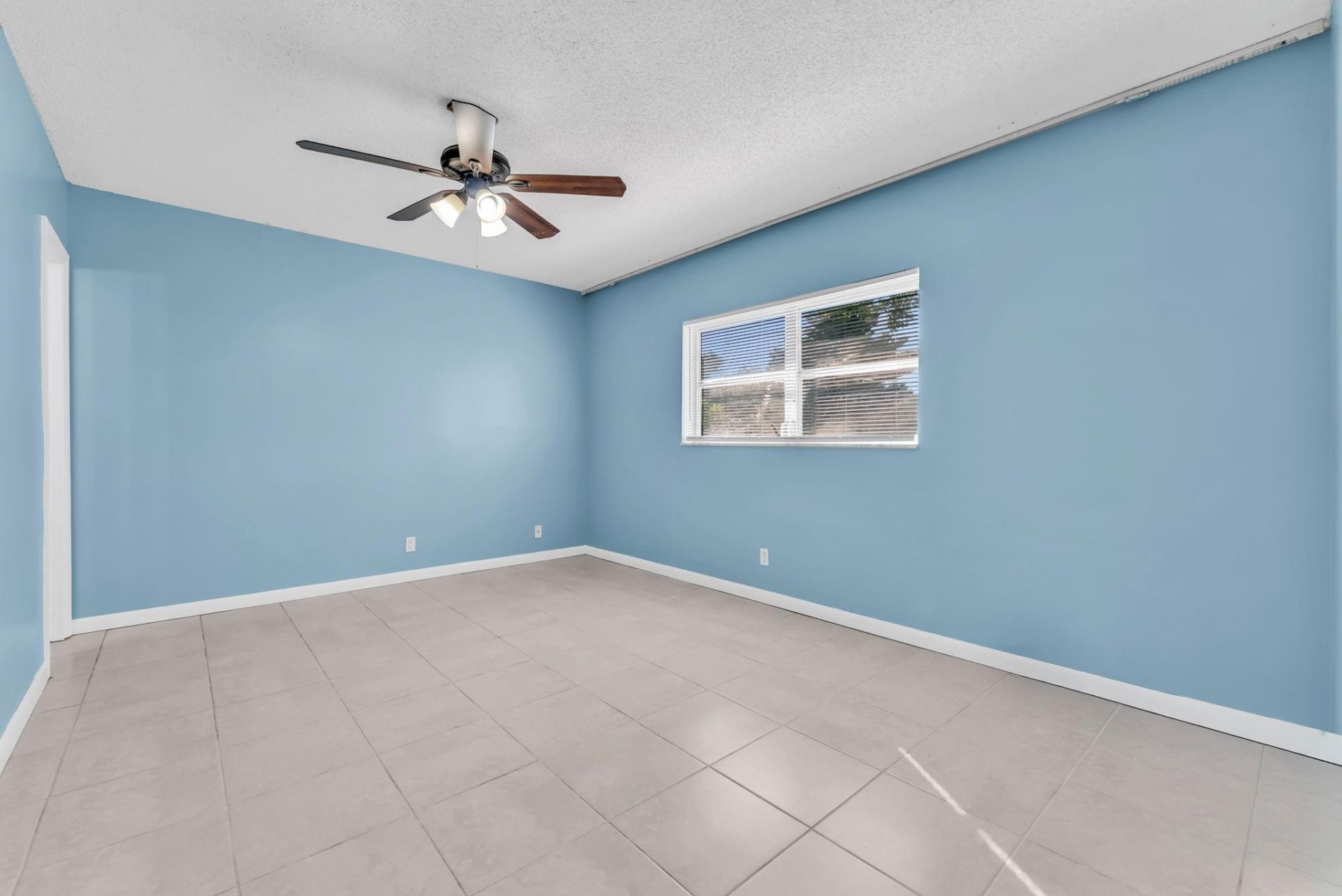 601 NW 78th Terrace, Unit 203, Margate, FL 33063 Photo