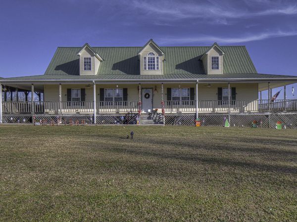 80 Ivey Road, Trenton, GA 30752