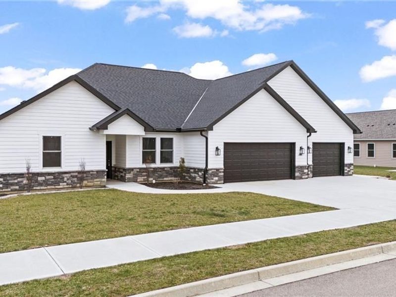 940 Rosenthal Drive, Troy, OH 45373 Photo 4
