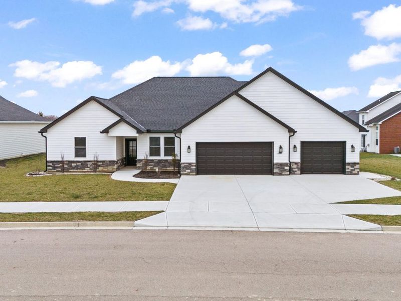 940 Rosenthal Drive, Troy, OH 45373 Photo 1