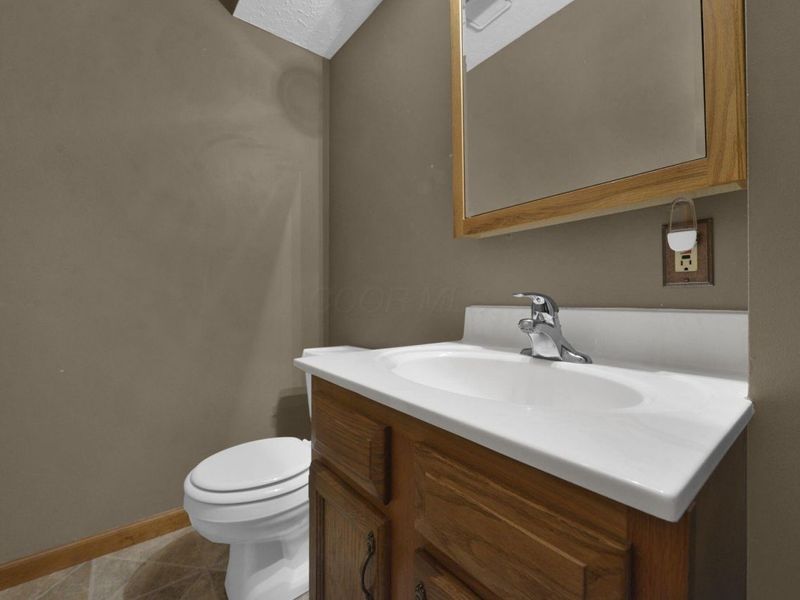 89 Postle Boulevard, Columbus, OH 43228 Photo 11