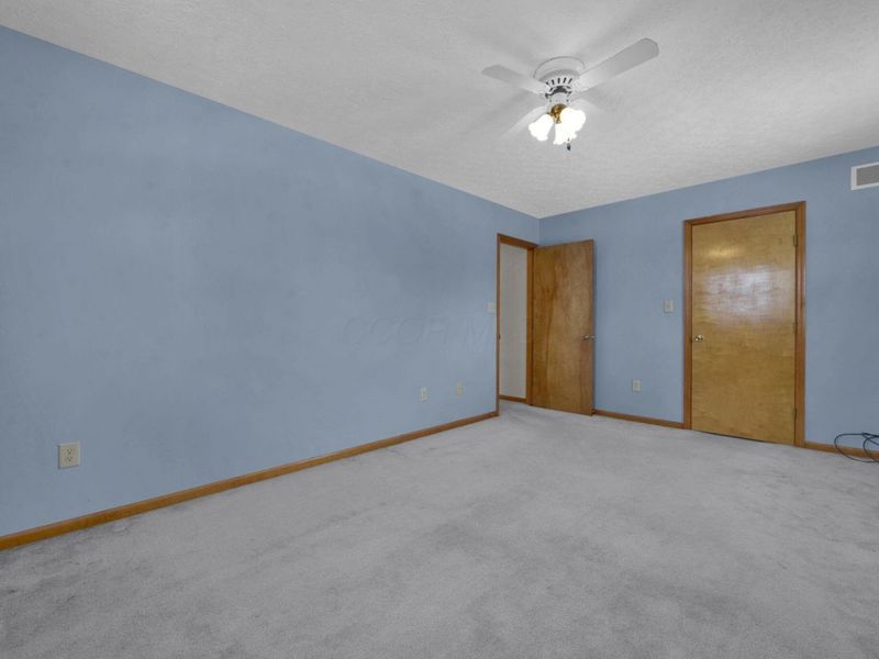 89 Postle Boulevard, Columbus, OH 43228 Photo 18