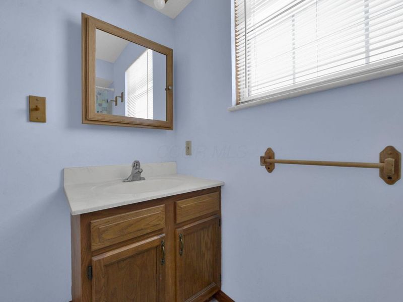 89 Postle Boulevard, Columbus, OH 43228 Photo 19