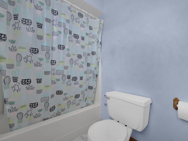 89 Postle Boulevard, Columbus, OH 43228 Photo 20