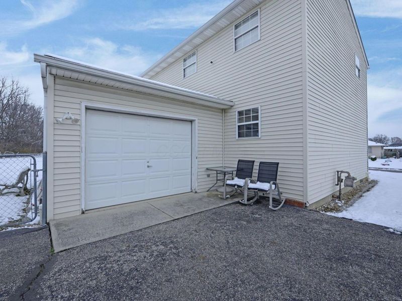 89 Postle Boulevard, Columbus, OH 43228 Photo 26