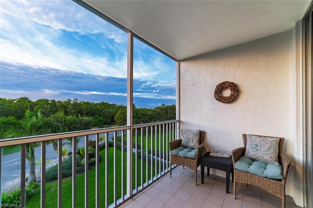 5 Bluebill Ave, Unit 305 + 405, Naples, FL 34108 Photo