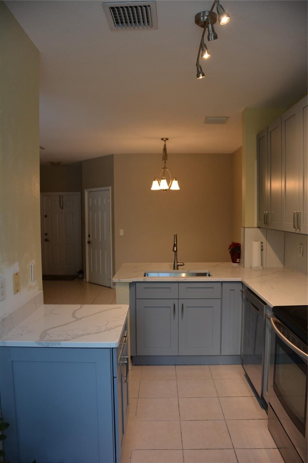 4030 NW 90th Way, Sunrise, FL 33351 Photo