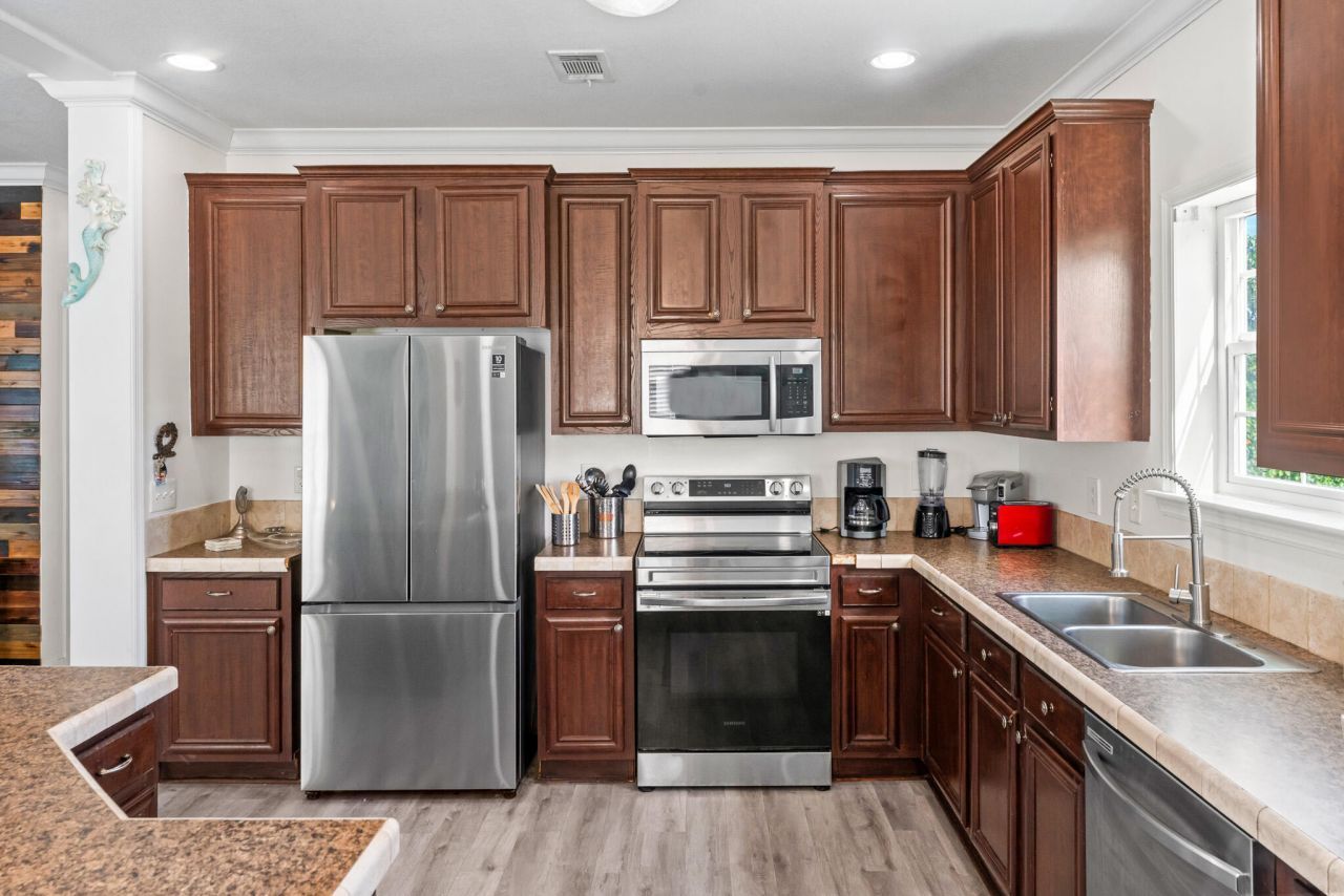 31315 Avenue B, Big Pine Key, FL 33043 Photo