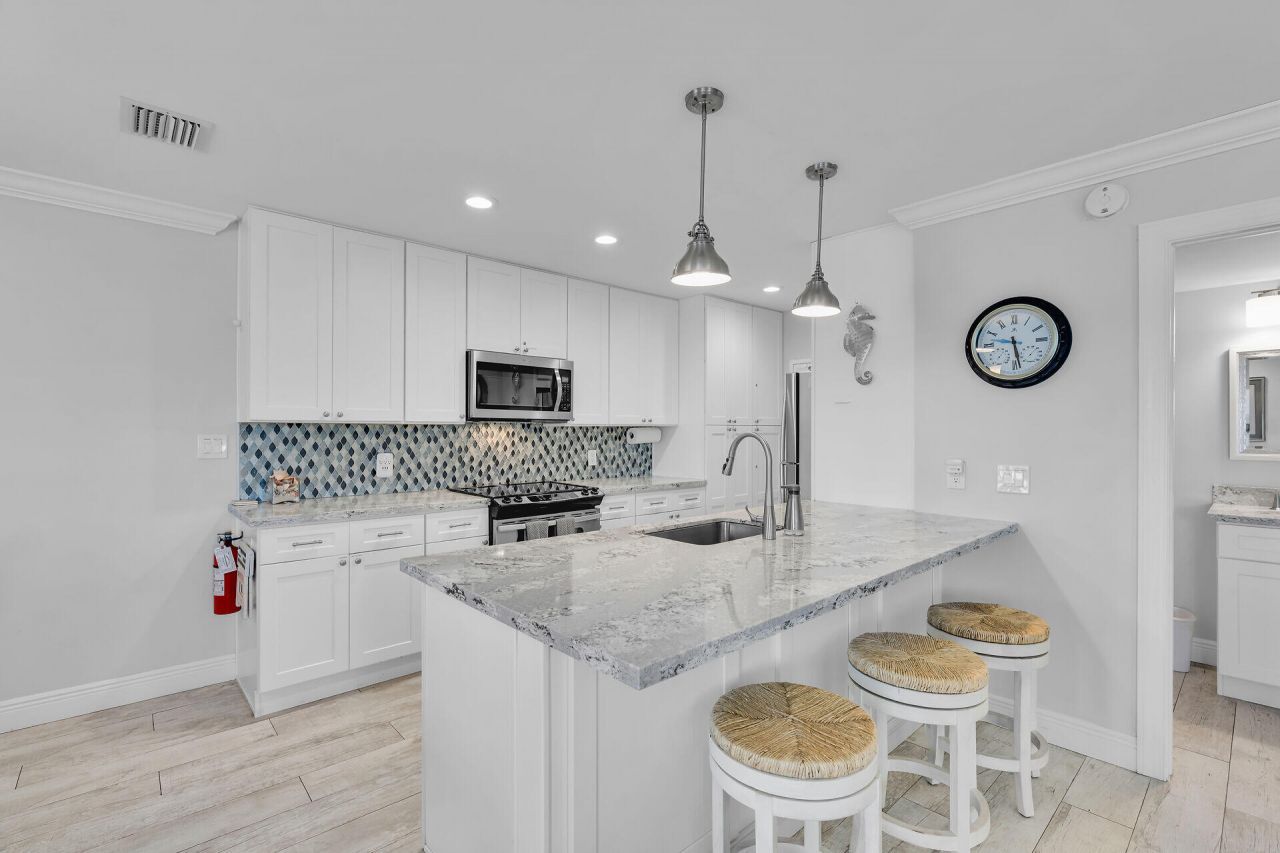 12690 Overseas Highway, Unit 112, Marathon, FL 33050 Photo