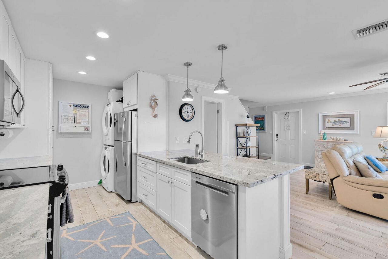 12690 Overseas Highway, Unit 112, Marathon, FL 33050 Photo