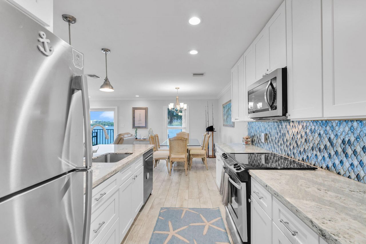 12690 Overseas Highway, Unit 112, Marathon, FL 33050 Photo