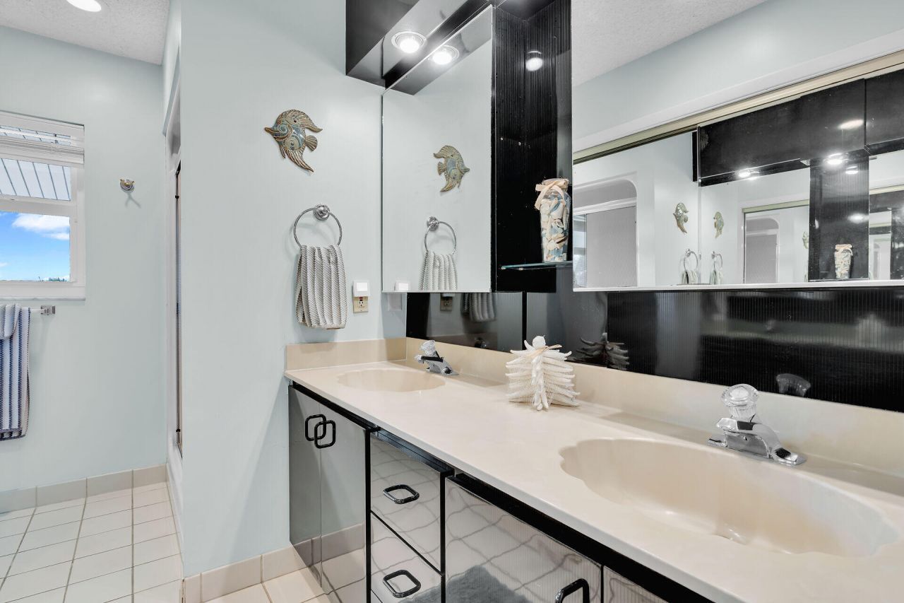 12690 Overseas Highway, Unit 112, Marathon, FL 33050 Photo