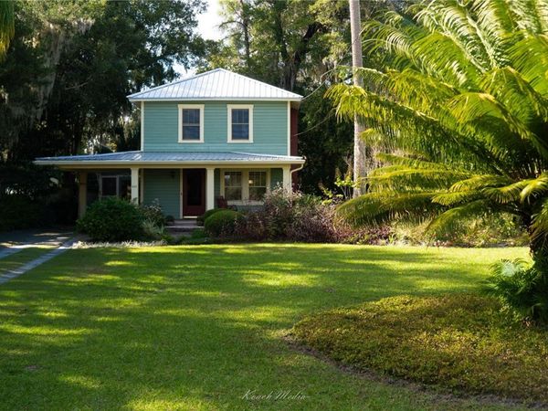 444 N JULIA AVENUE, DELAND, FL 32720