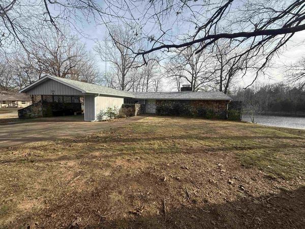 30 Oniatara Lane, Cherokee Village, AR 72529
