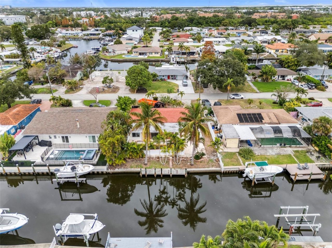 9570 Sun Isle Drive Ne, Saint Petersburg, FL 33702 Photo