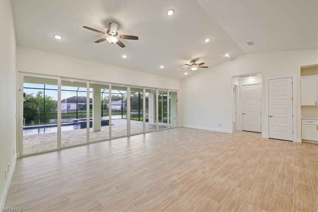 1220 SE 5th Ter, Cape Coral, FL 33990 Photo