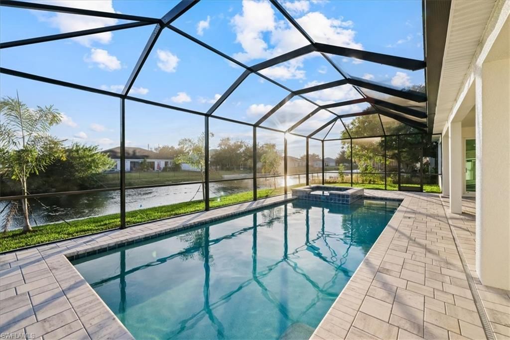 1220 SE 5th Ter, Cape Coral, FL 33990 Photo