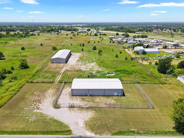 14360 S 4070 Road , Oologah, OK 74053