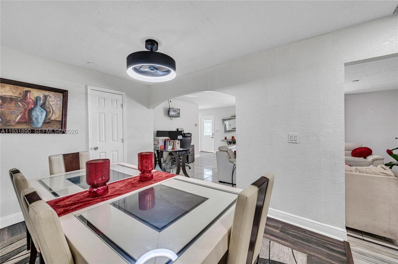 4751 NW 5th Ct, Plantation, FL 33317 Photo