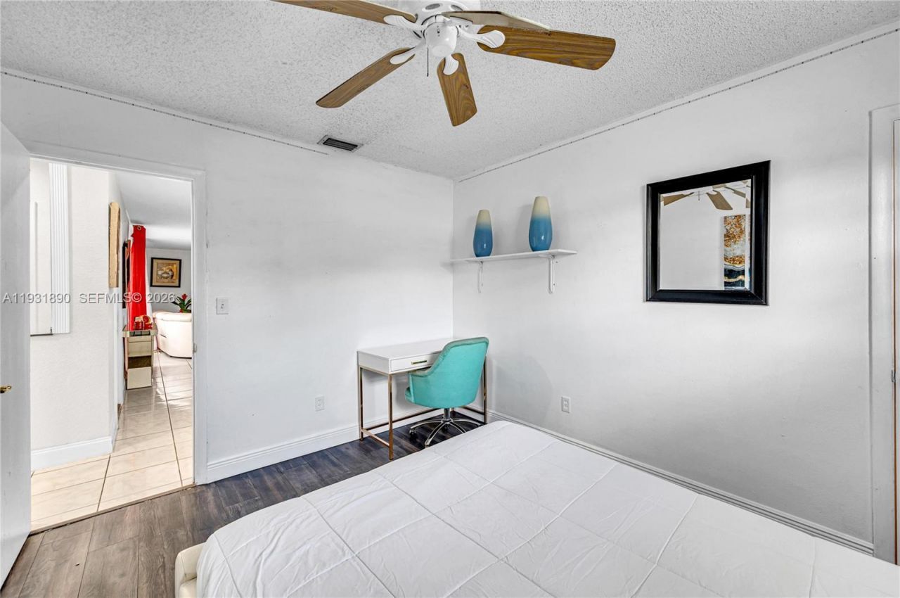 4751 NW 5th Ct, Plantation, FL 33317 Photo