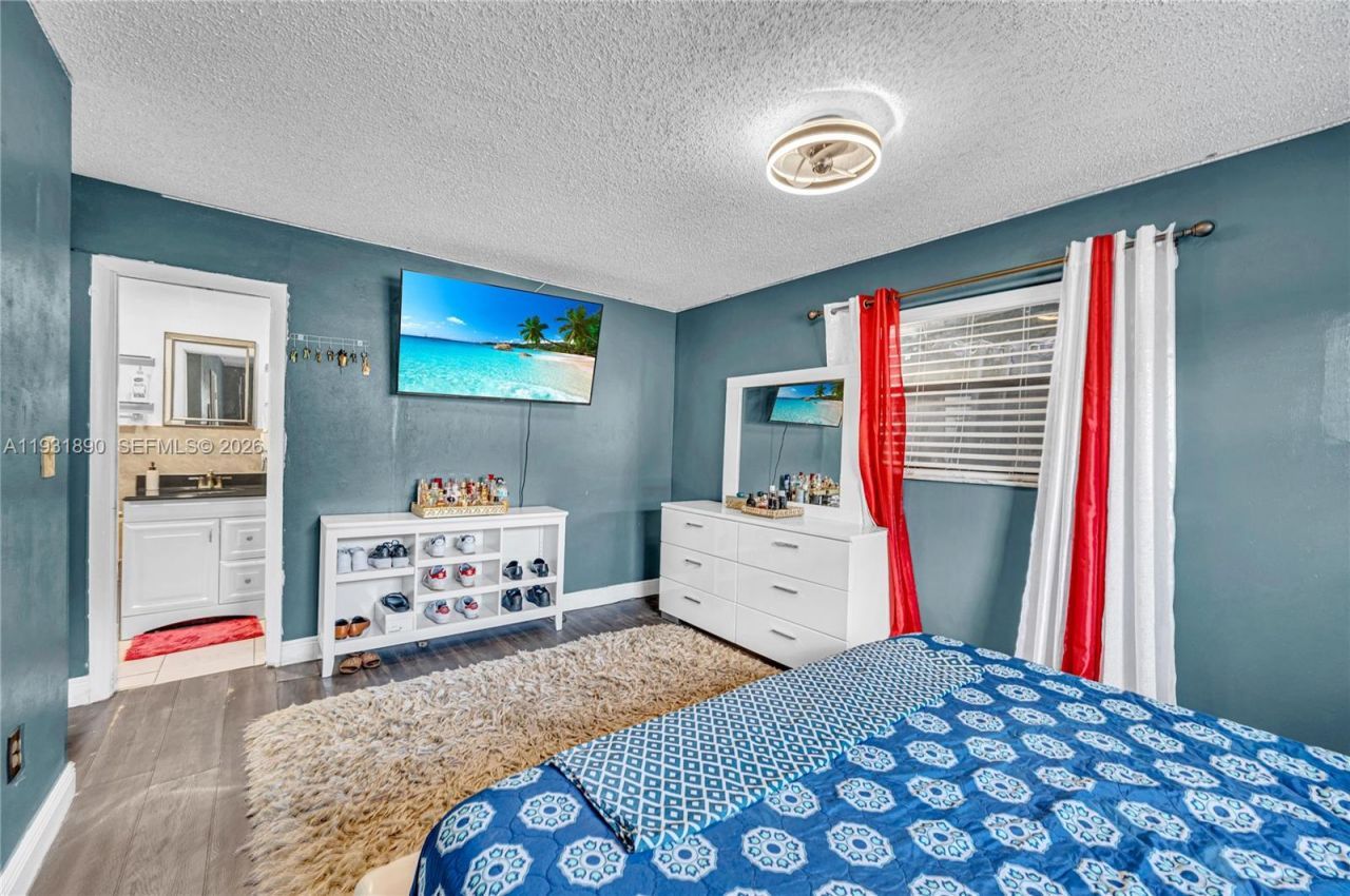 4751 NW 5th Ct, Plantation, FL 33317 Photo