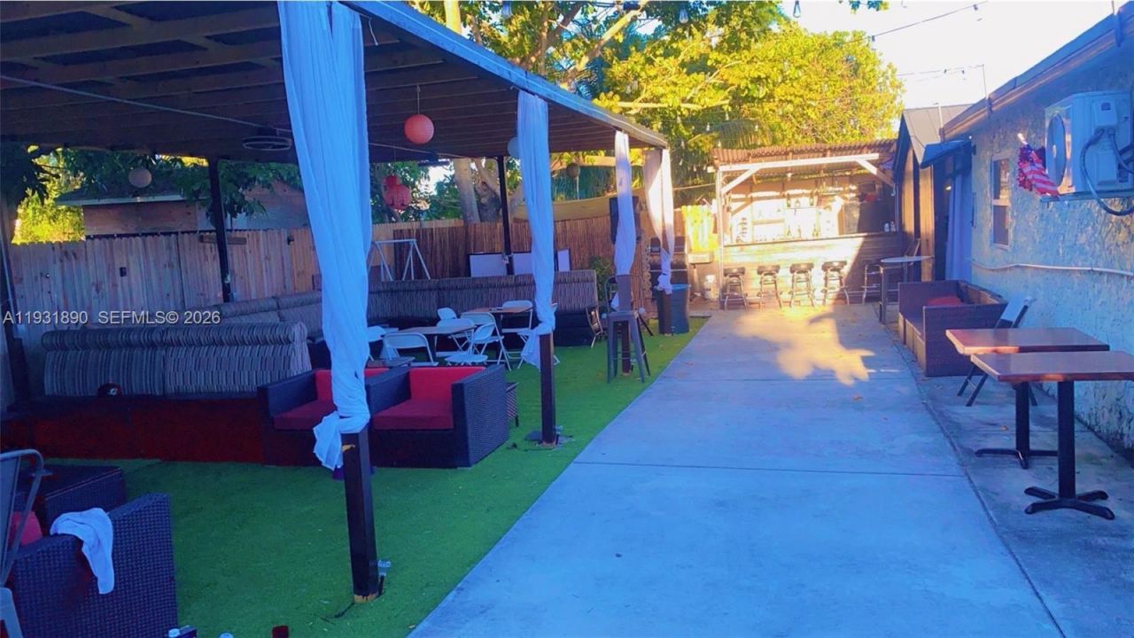 4751 NW 5th Ct, Plantation, FL 33317 Photo