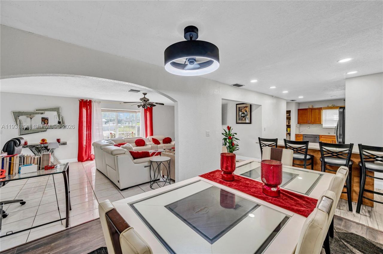 4751 NW 5th Ct, Plantation, FL 33317 Photo