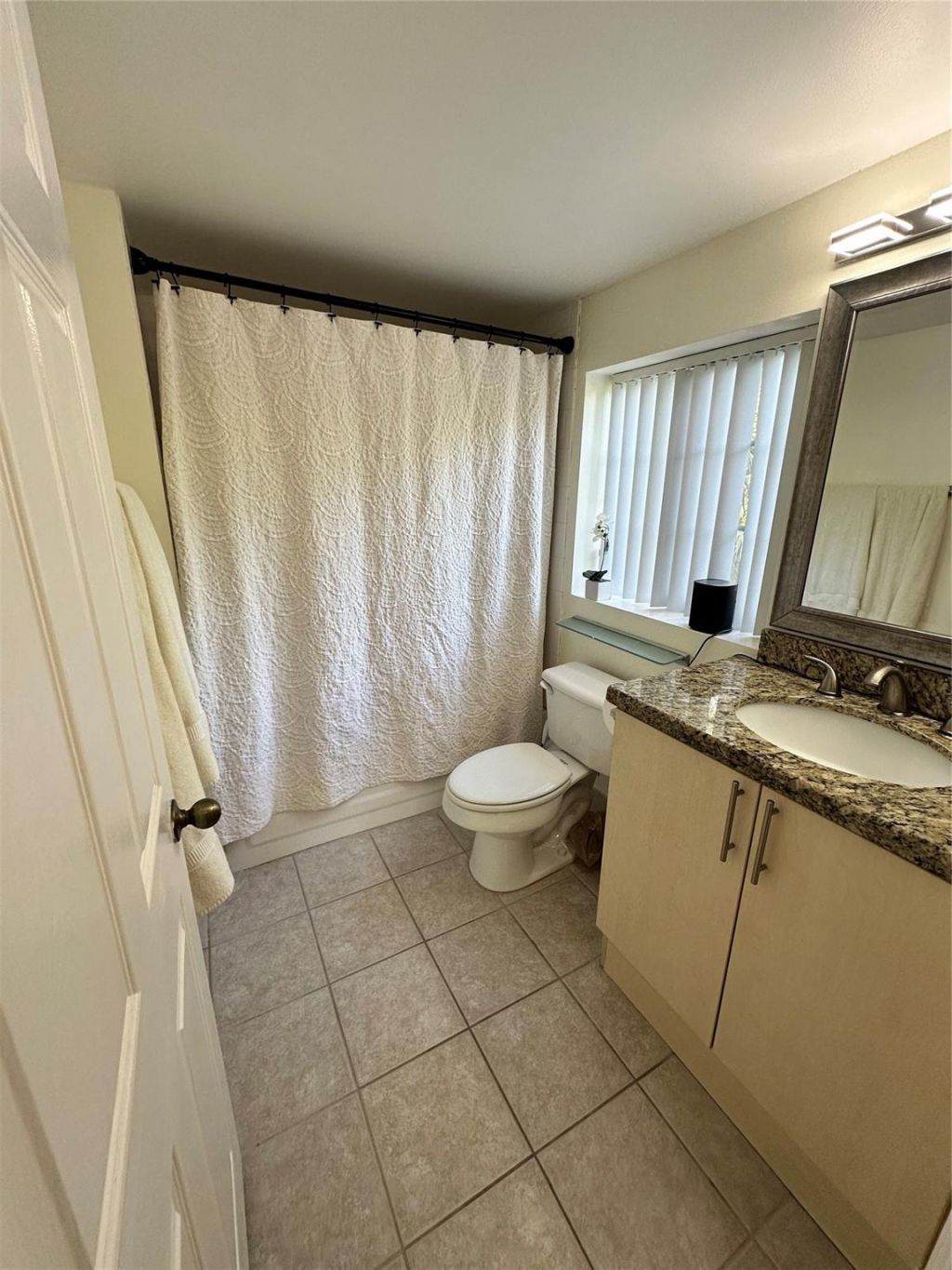2131 SE 10th Avenue, Unit 1120, Fort Lauderdale, FL 33316 Photo