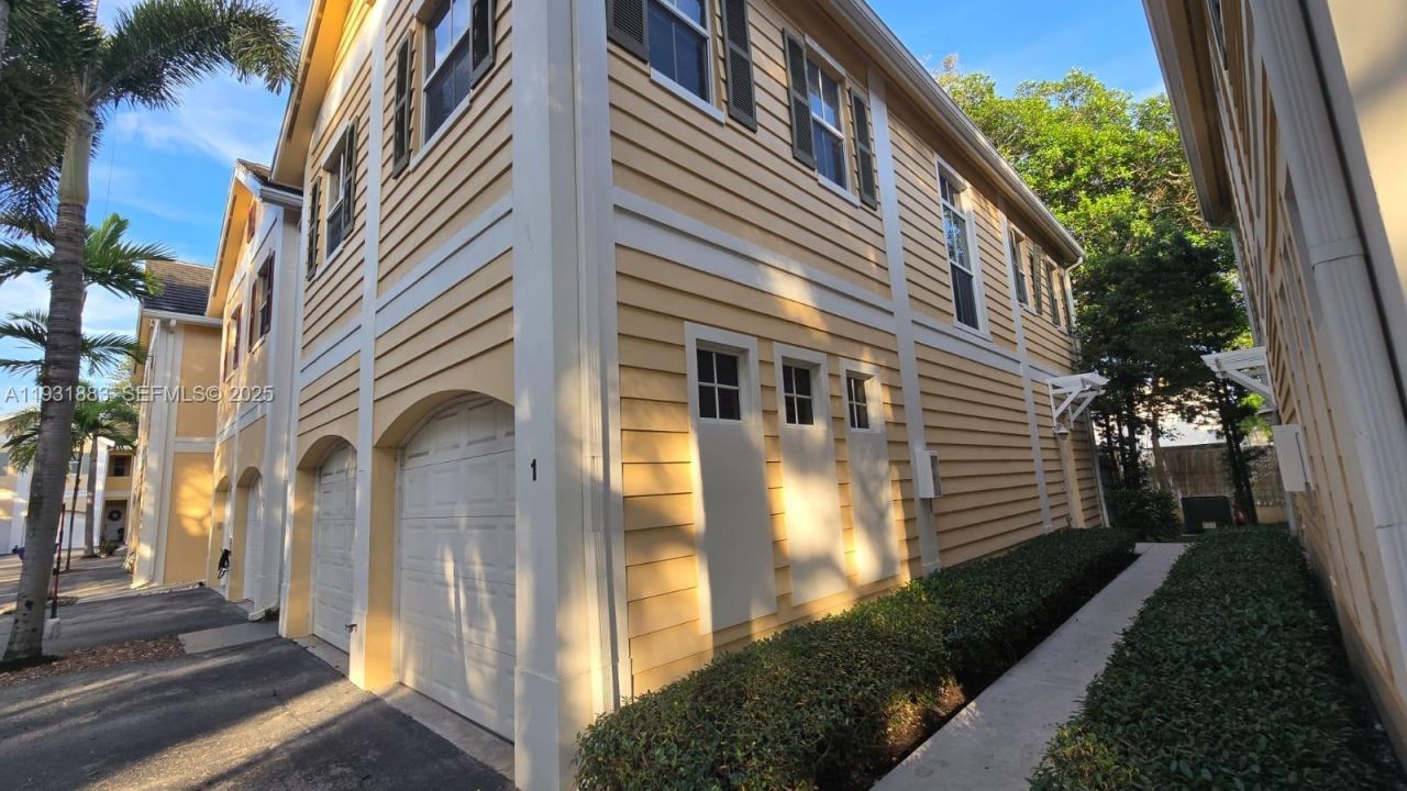 511 SW 18th Ave, Unit 1, Fort Lauderdale, FL 33312 Photo