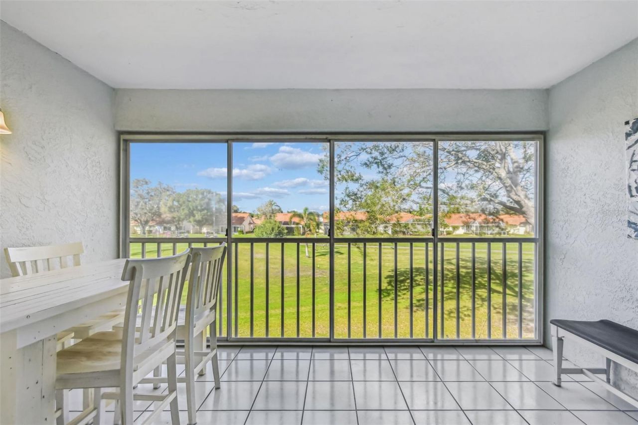 4210 Caddie Drive E, Unit 202, Bradenton, FL 34203 Photo