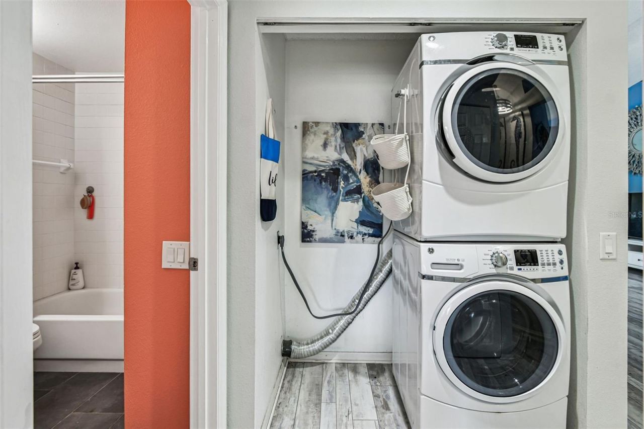 4210 Caddie Drive E, Unit 202, Bradenton, FL 34203 Photo