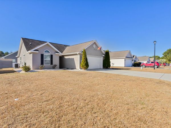143 Heath Dr., Longs, SC 29568