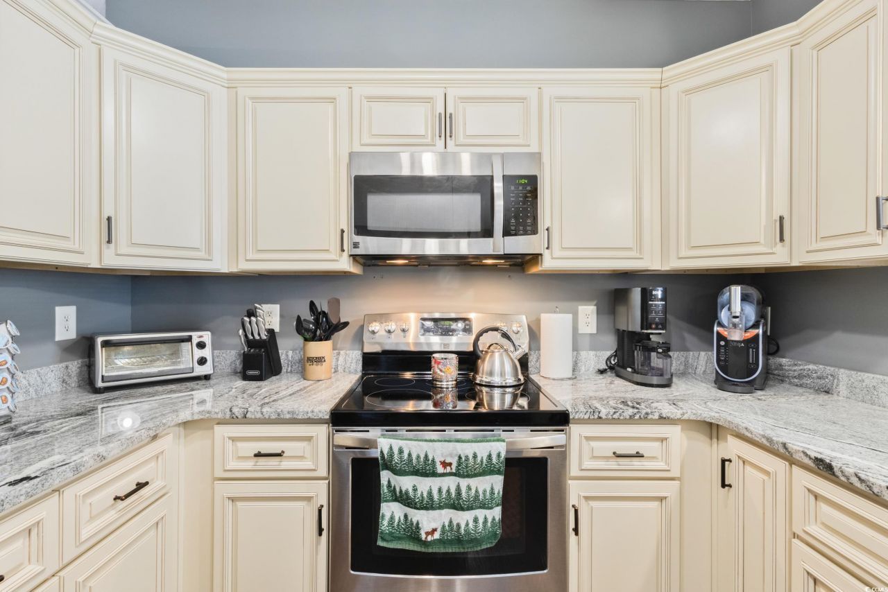 143 Heath Dr. Photo 12