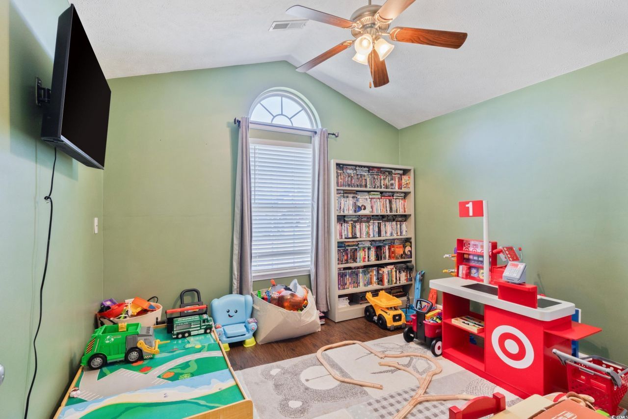 143 Heath Dr. Photo 15