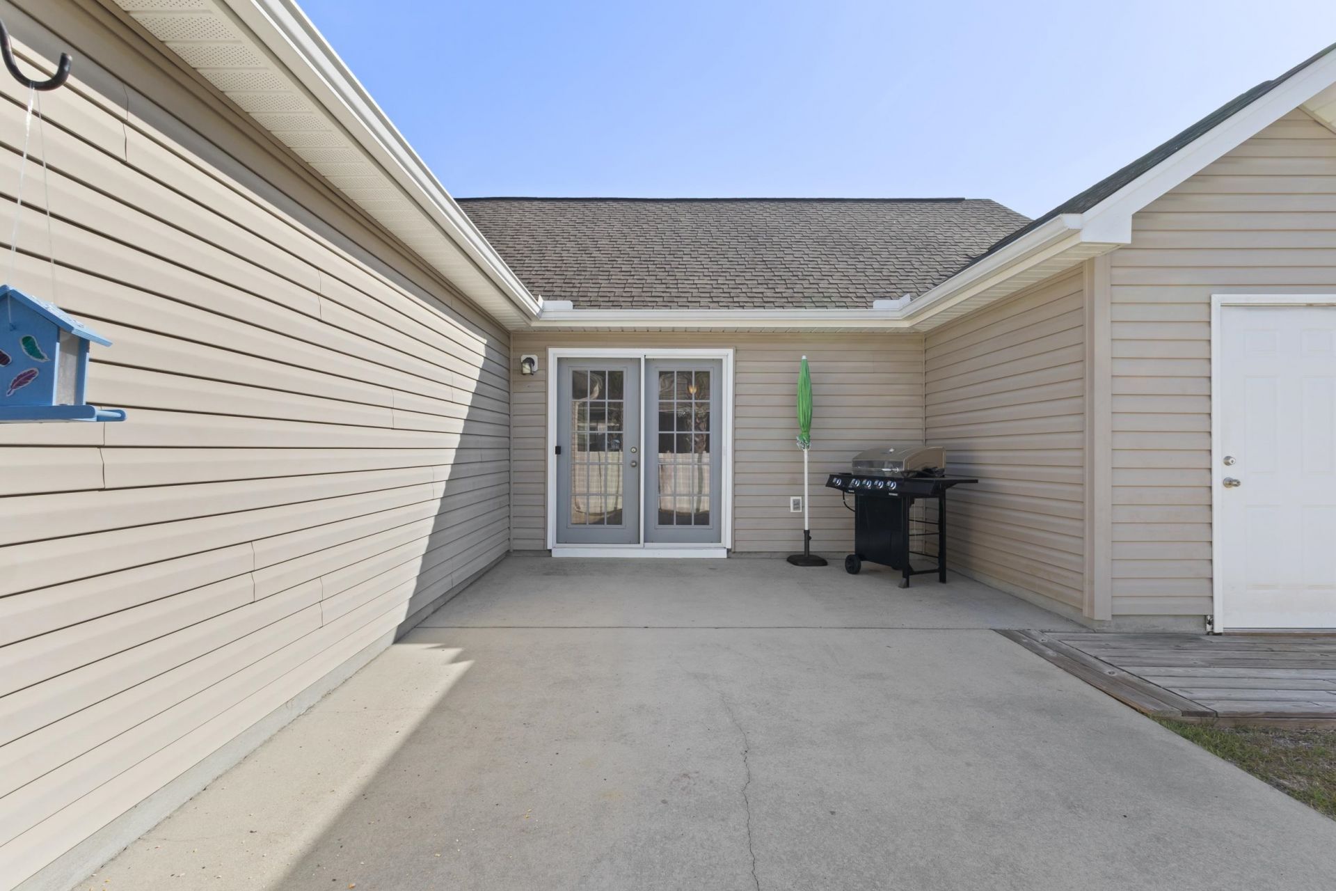 143 Heath Dr. Photo 28