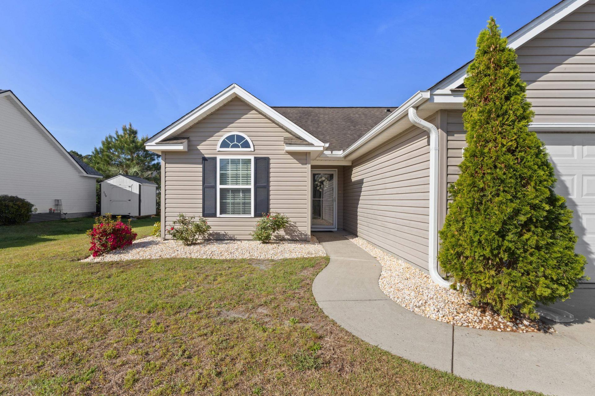 143 Heath Dr. Photo 4