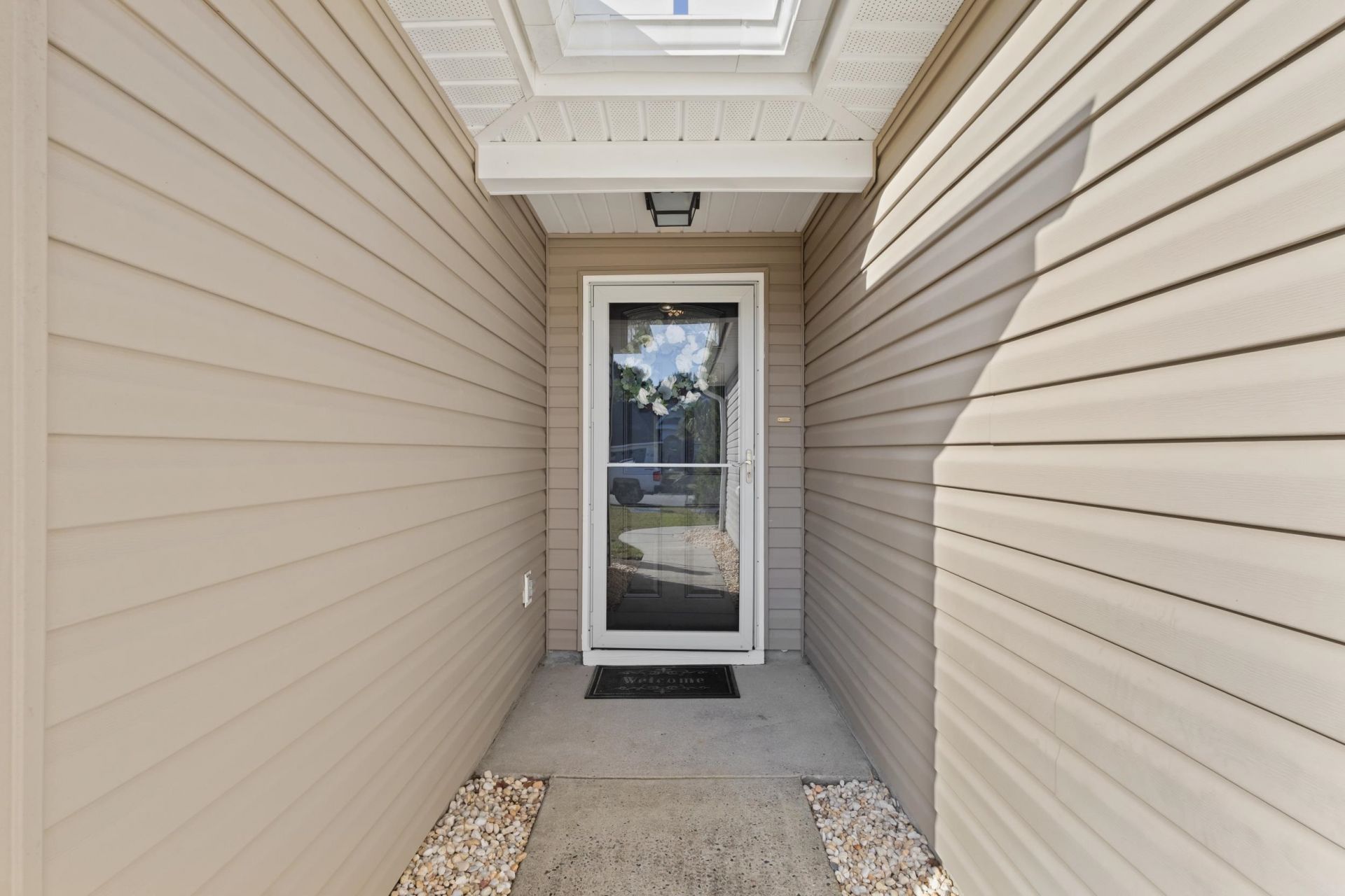 143 Heath Dr. Photo 5