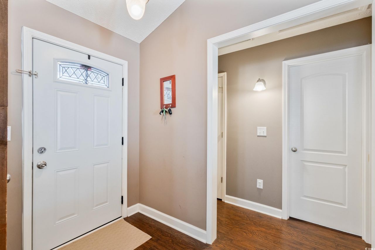 143 Heath Dr. Photo 6