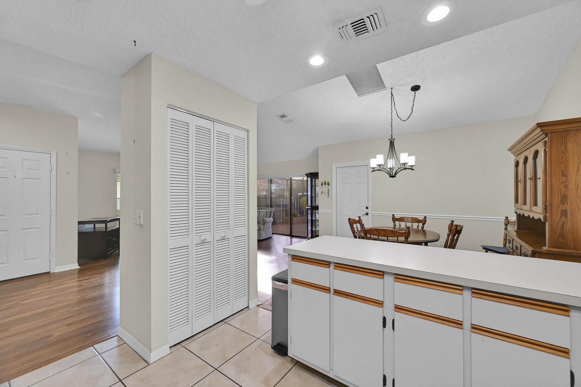 1707 Mariners Cove, Unit 10b, Fort Pierce, FL 34950 Photo