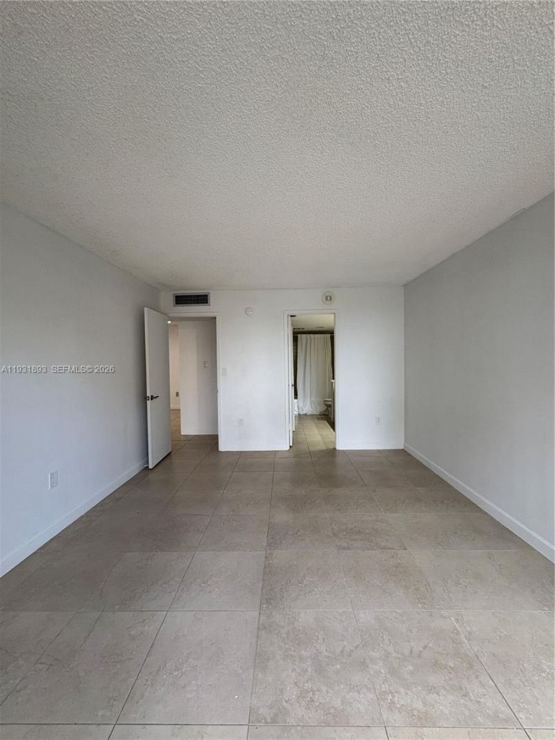 600 Biltmore Way, Unit 217, Coral Gables, FL 33134 Photo