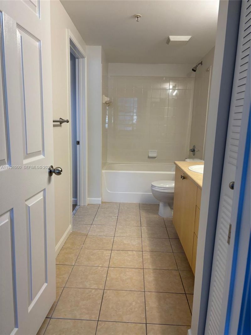 1919 Van Buren St, Unit 219A, Hollywood, FL 33020 Photo