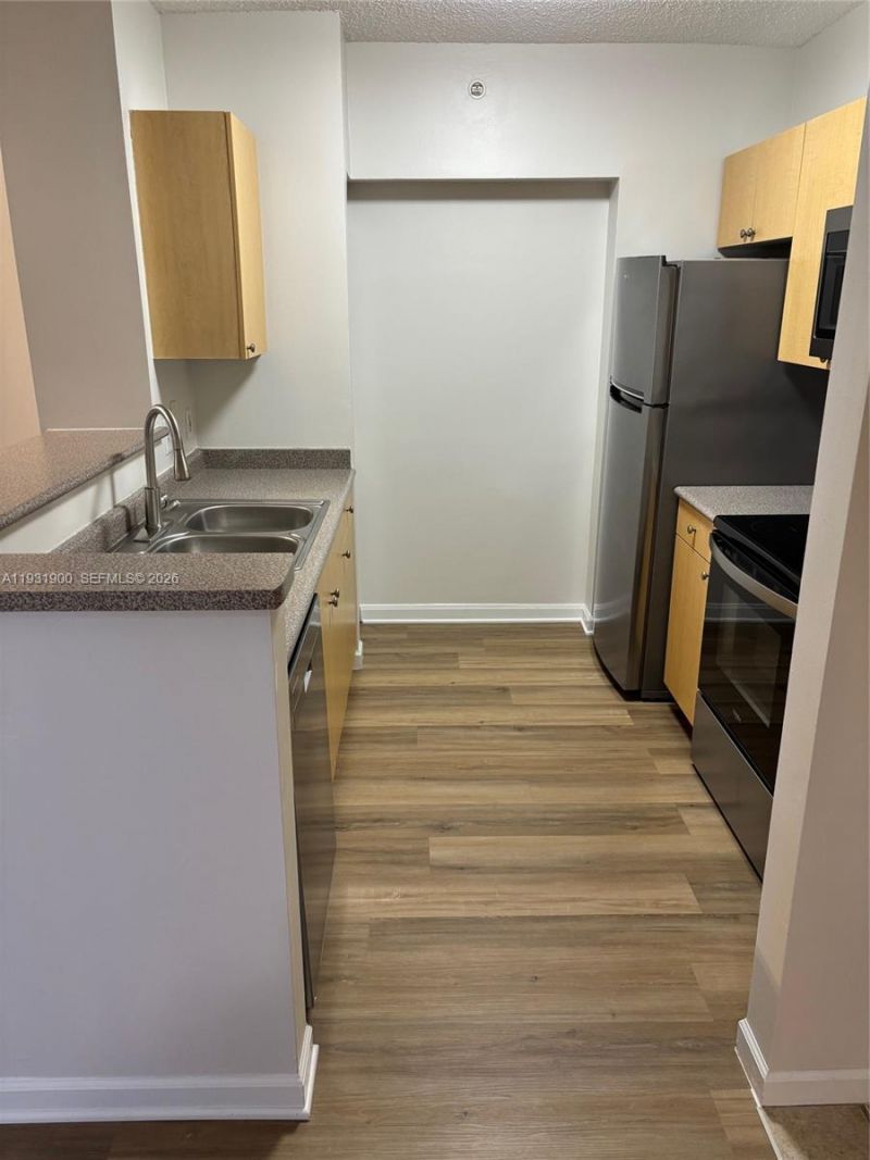 1919 Van Buren St, Unit 219A, Hollywood, FL 33020 Photo