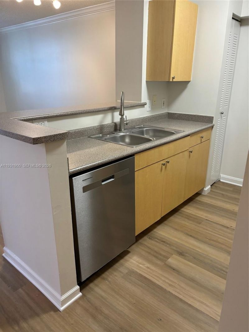 1919 Van Buren St, Unit 219A, Hollywood, FL 33020 Photo